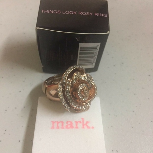 New! Avon mark Things Look Rosy Ring, Stretch Band - Picture 2 of 4